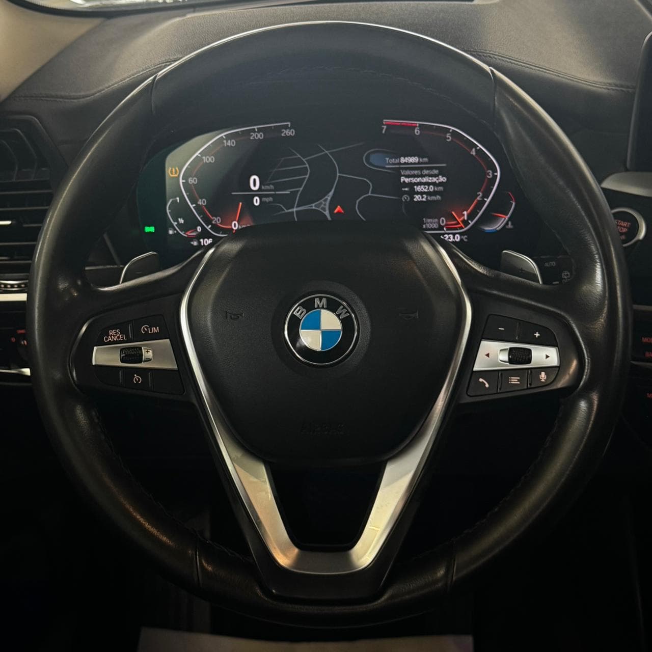 Volante, detalhe da BMW X3